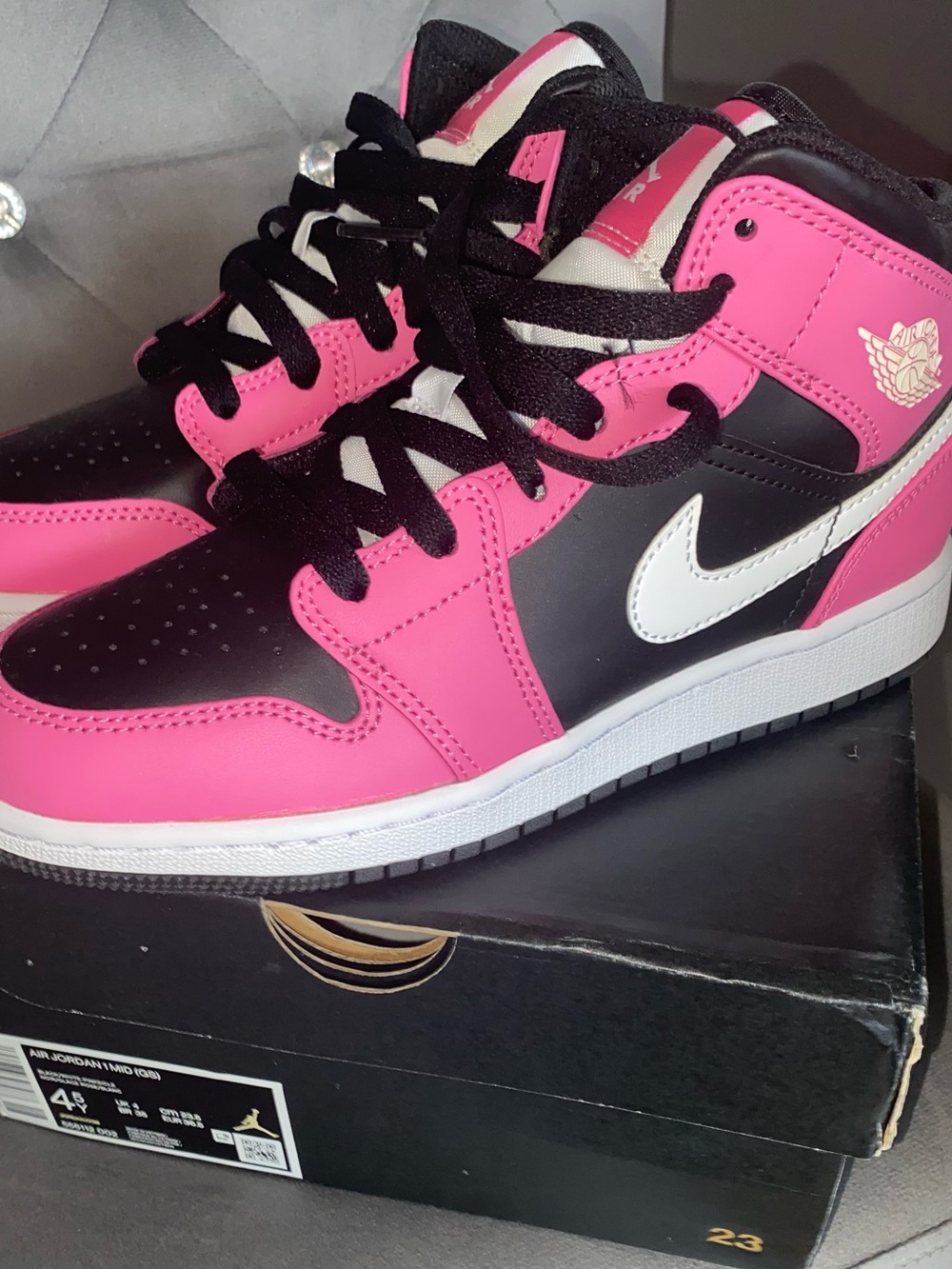 Jordan Mid kids size 4.5 y High-Top Sneakers  bubble gum Pink/Black/White